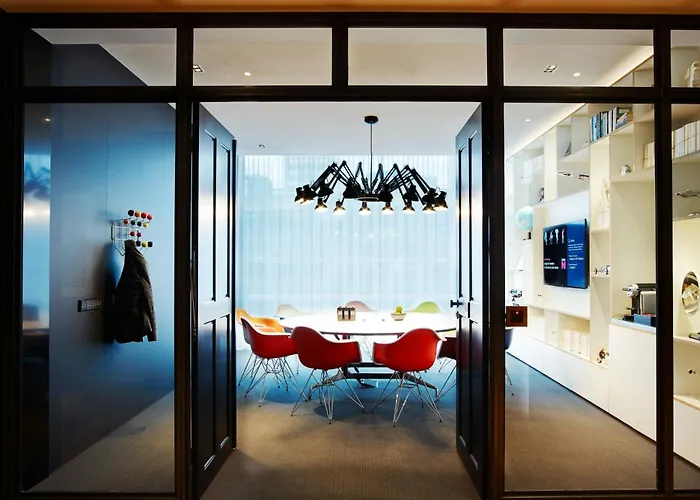Amsterdam Airport Schiphol Places to Stay