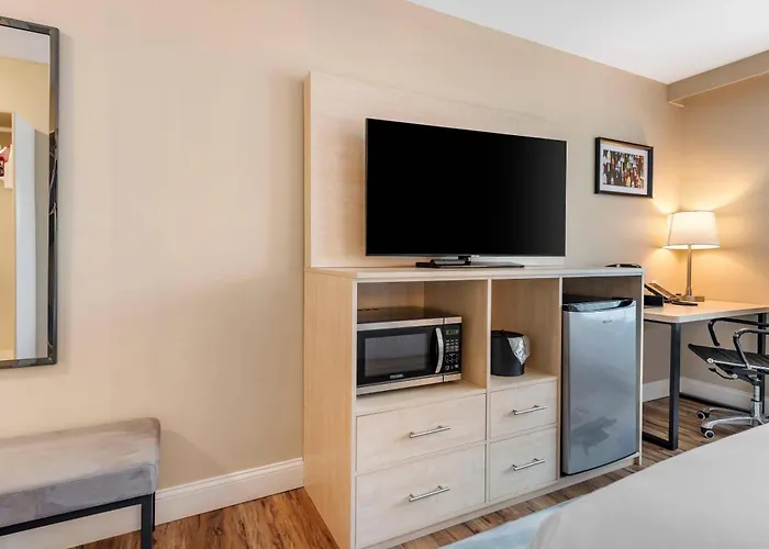 South Portland Places to Stay