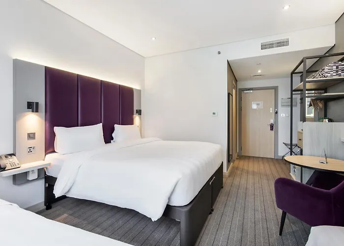 Dubai Places to Stay