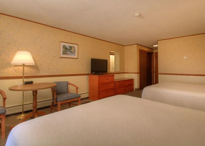 Kennebunk Places to Stay