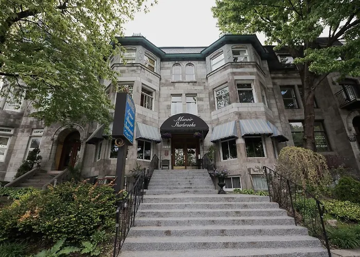 Montreal Places to Stay